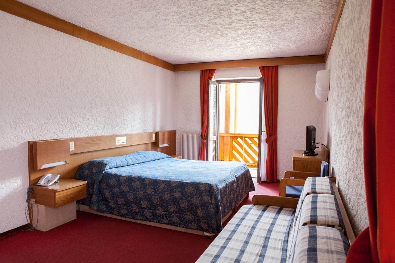 Hotel Il Catturanino Madonna di Campiglio Exterior foto