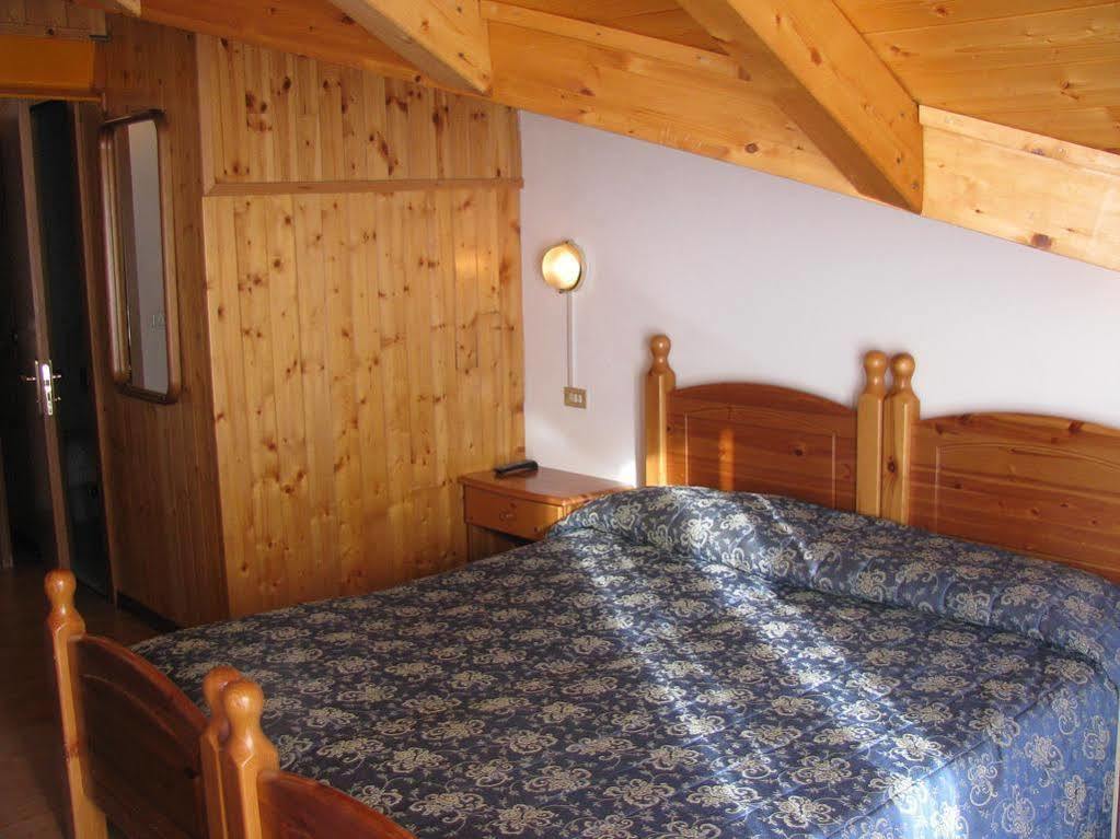 Hotel Il Catturanino Madonna di Campiglio Exterior foto